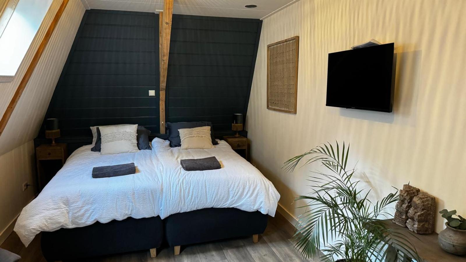 De Zaandbarg Bed & Breakfast Nijeveen Bagian luar foto
