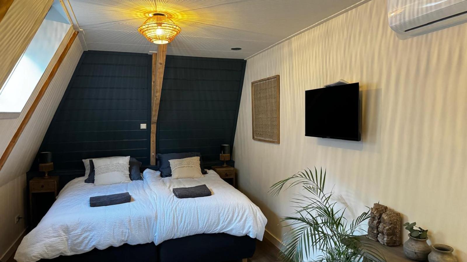 De Zaandbarg Bed & Breakfast Nijeveen Bagian luar foto